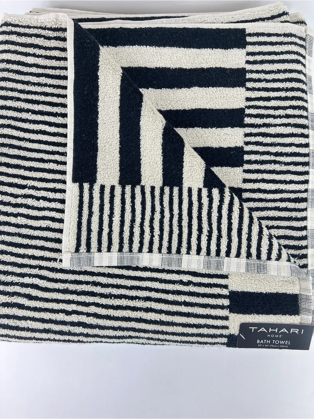 Tahari Home 2 Pc Bath Towel Set 100% Cotton Black and Cream Striped Soft NEW